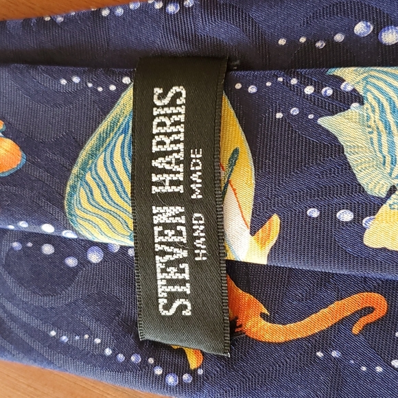 Mens Tie - Picture 3 of 3